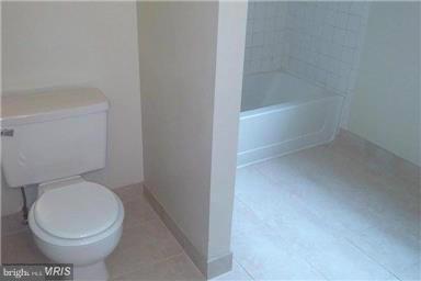 DALEVIEW MANOR - Residential Lease