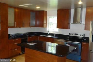 DALEVIEW MANOR - Residential Lease