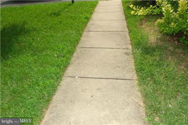 DALEVIEW MANOR - Residential Lease