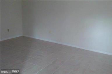 DALEVIEW MANOR - Residential Lease