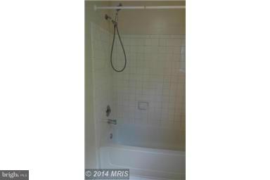 DALEVIEW MANOR - Residential Lease