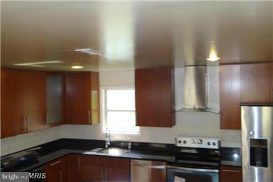 DALEVIEW MANOR - Residential Lease