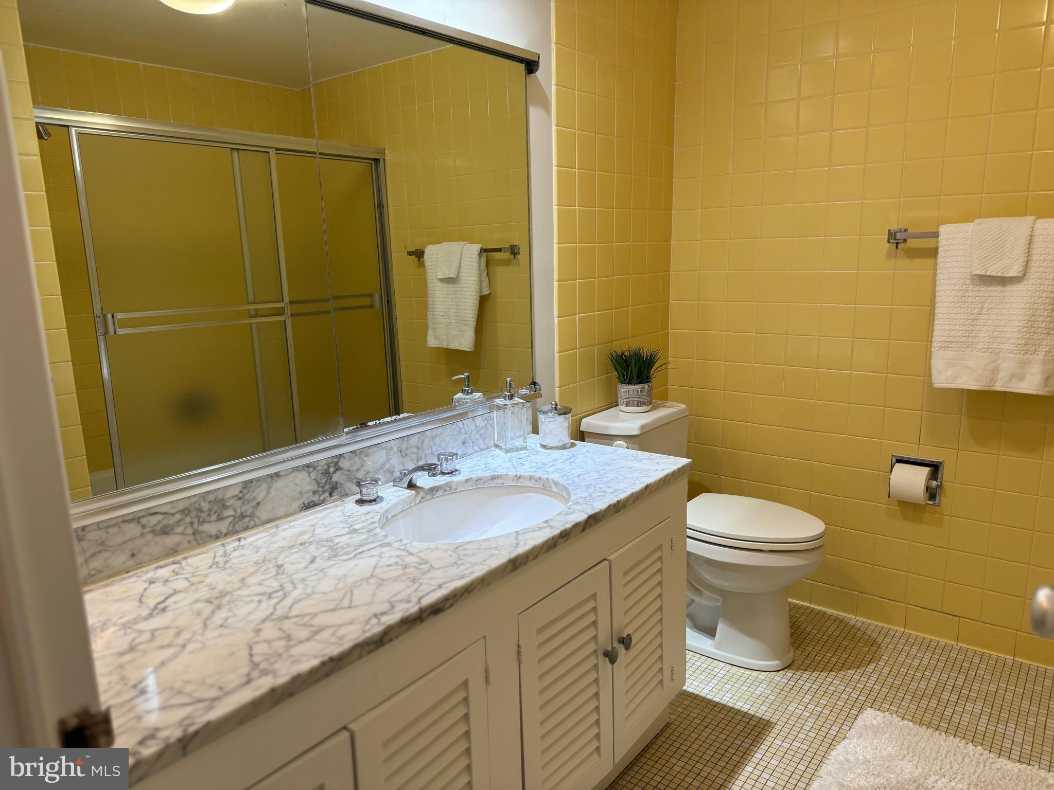 PARK TOWERS WEST - Residential