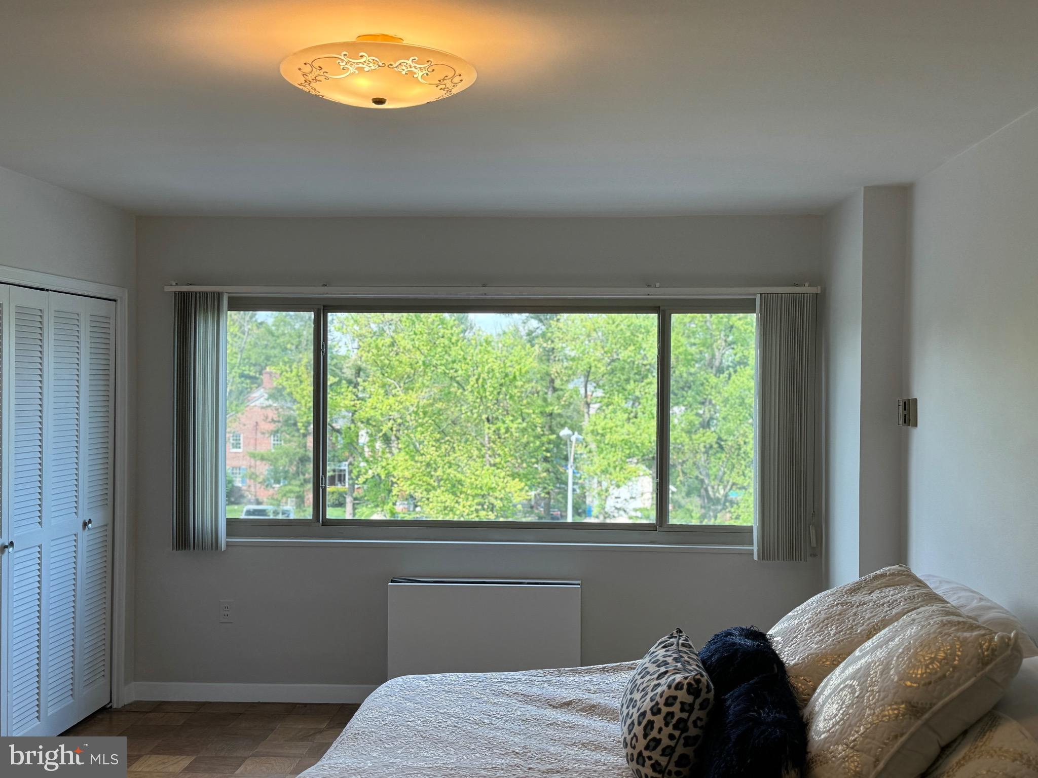 PARK TOWERS WEST - Residential