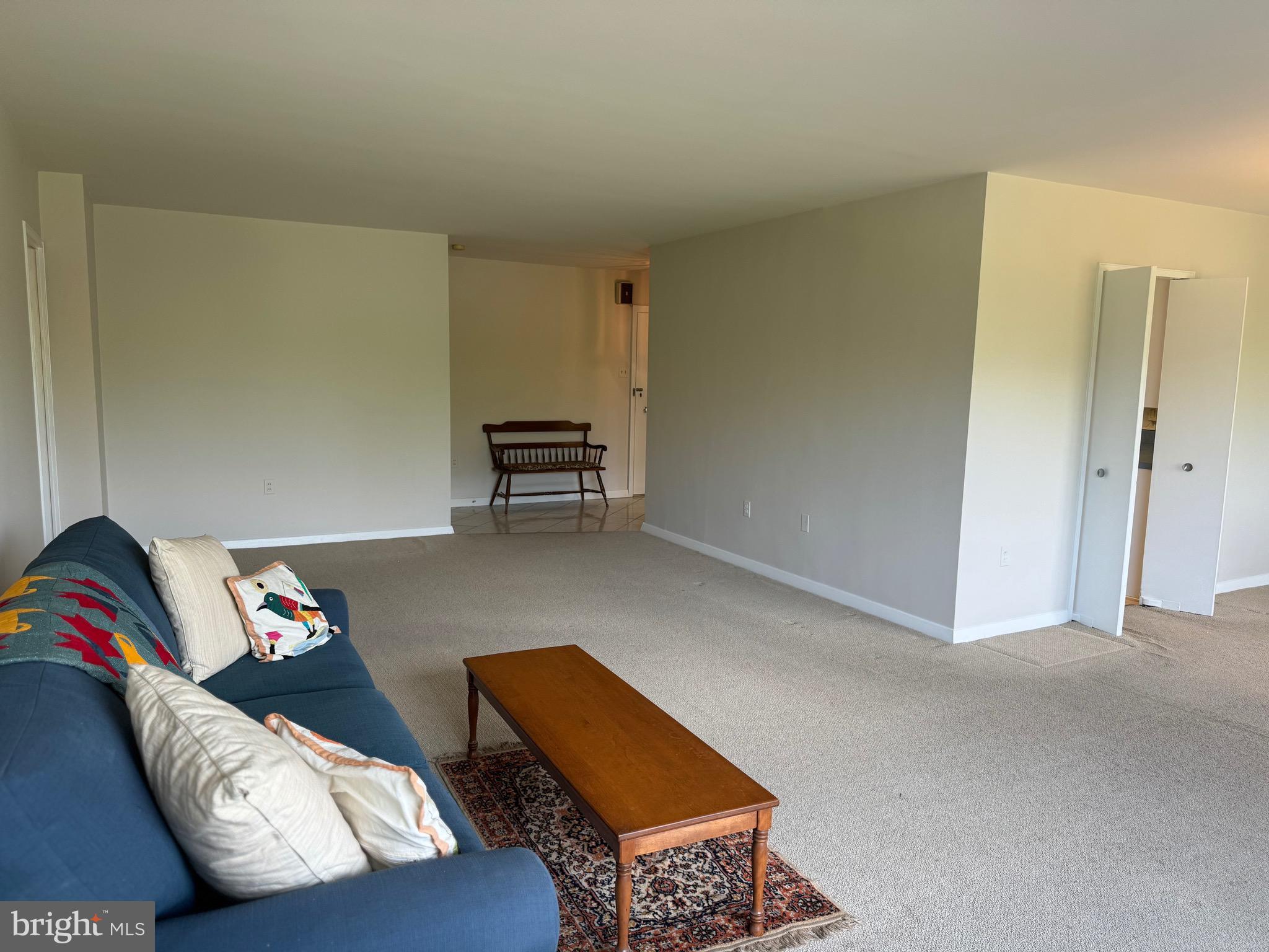 PARK TOWERS WEST - Residential