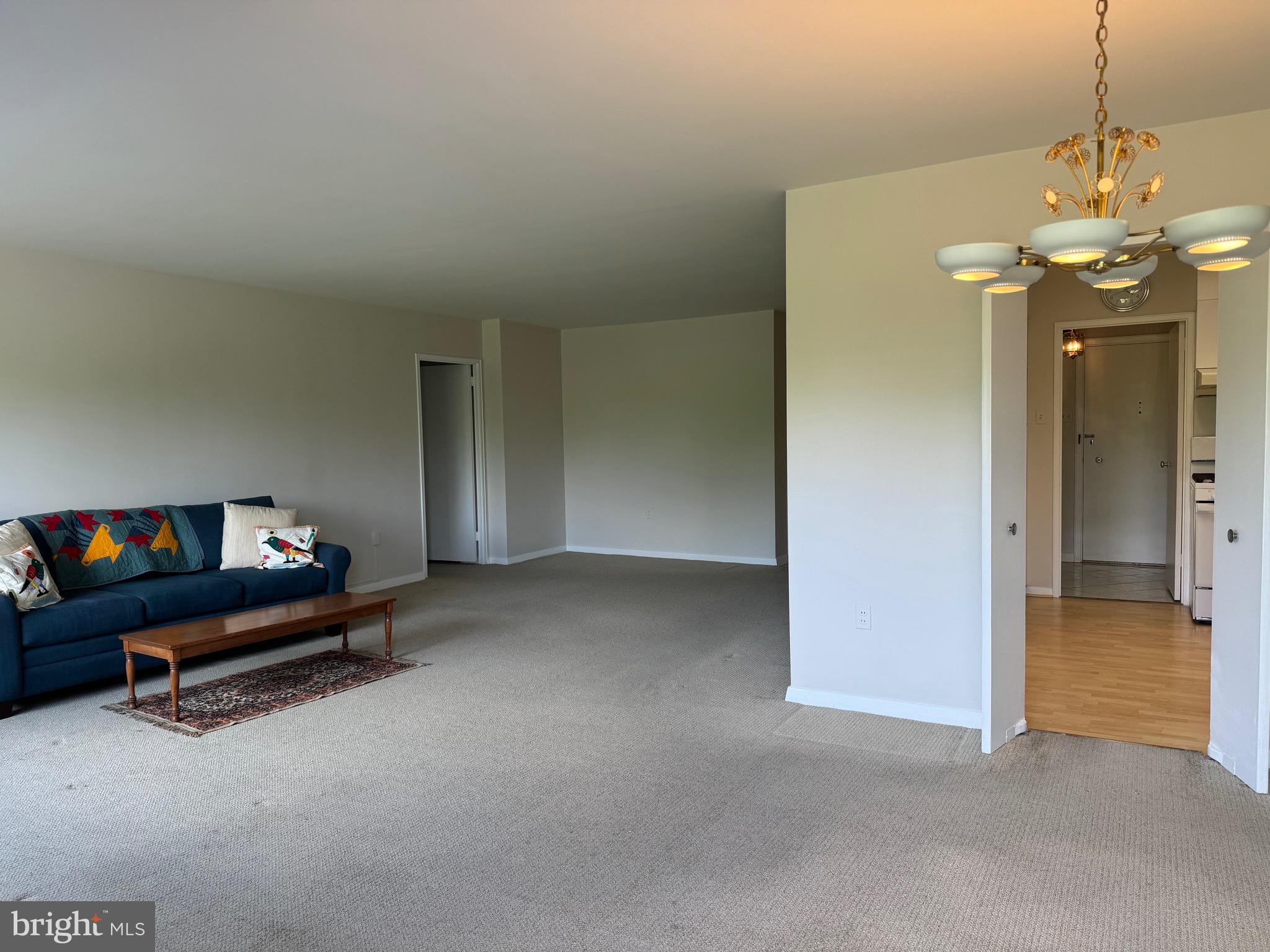 PARK TOWERS WEST - Residential