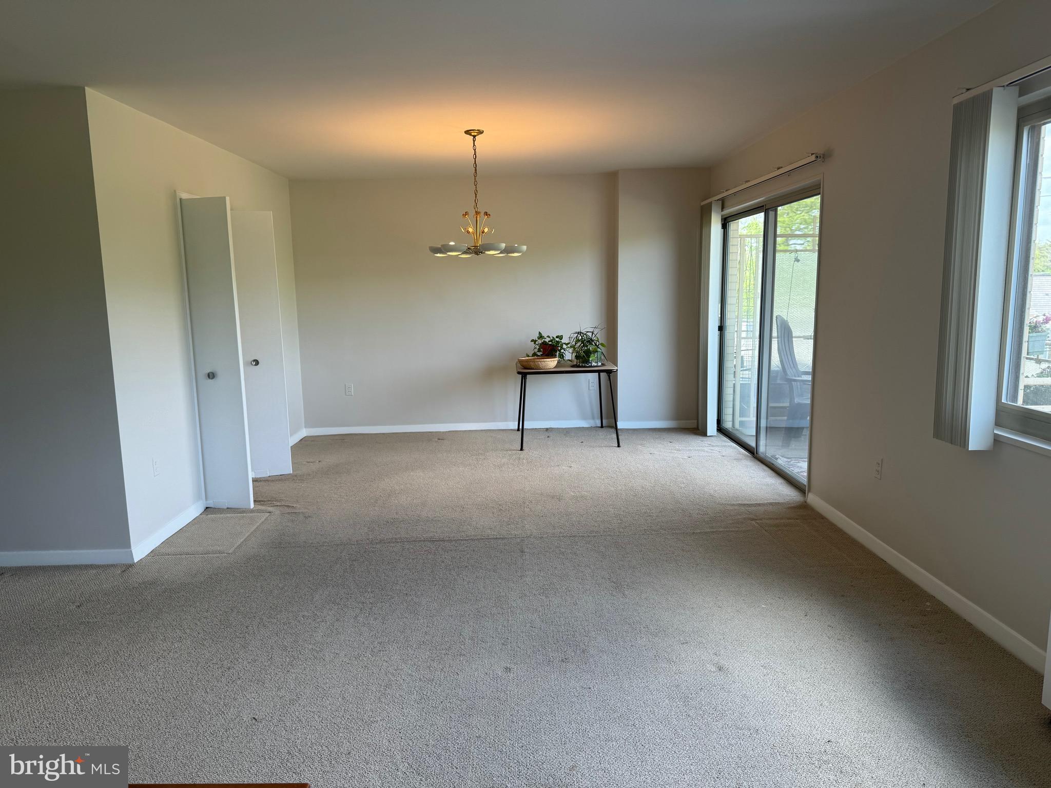 PARK TOWERS WEST - Residential