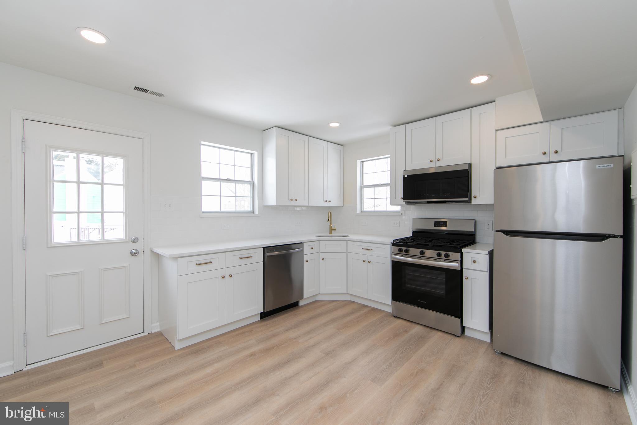 135 WASHINGTON AVENUE APT B