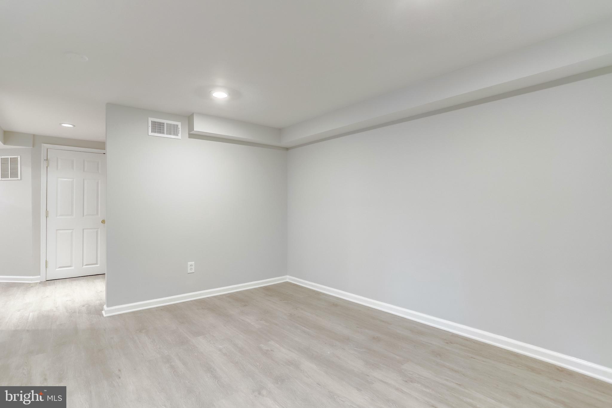 STRATHMEADE SPRINGS - Residential Lease