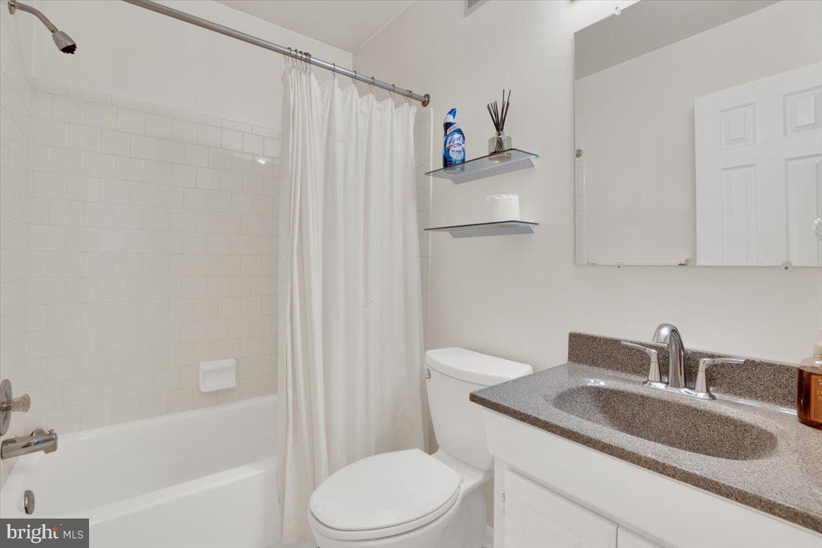 CRESTBROOK - Residential Lease