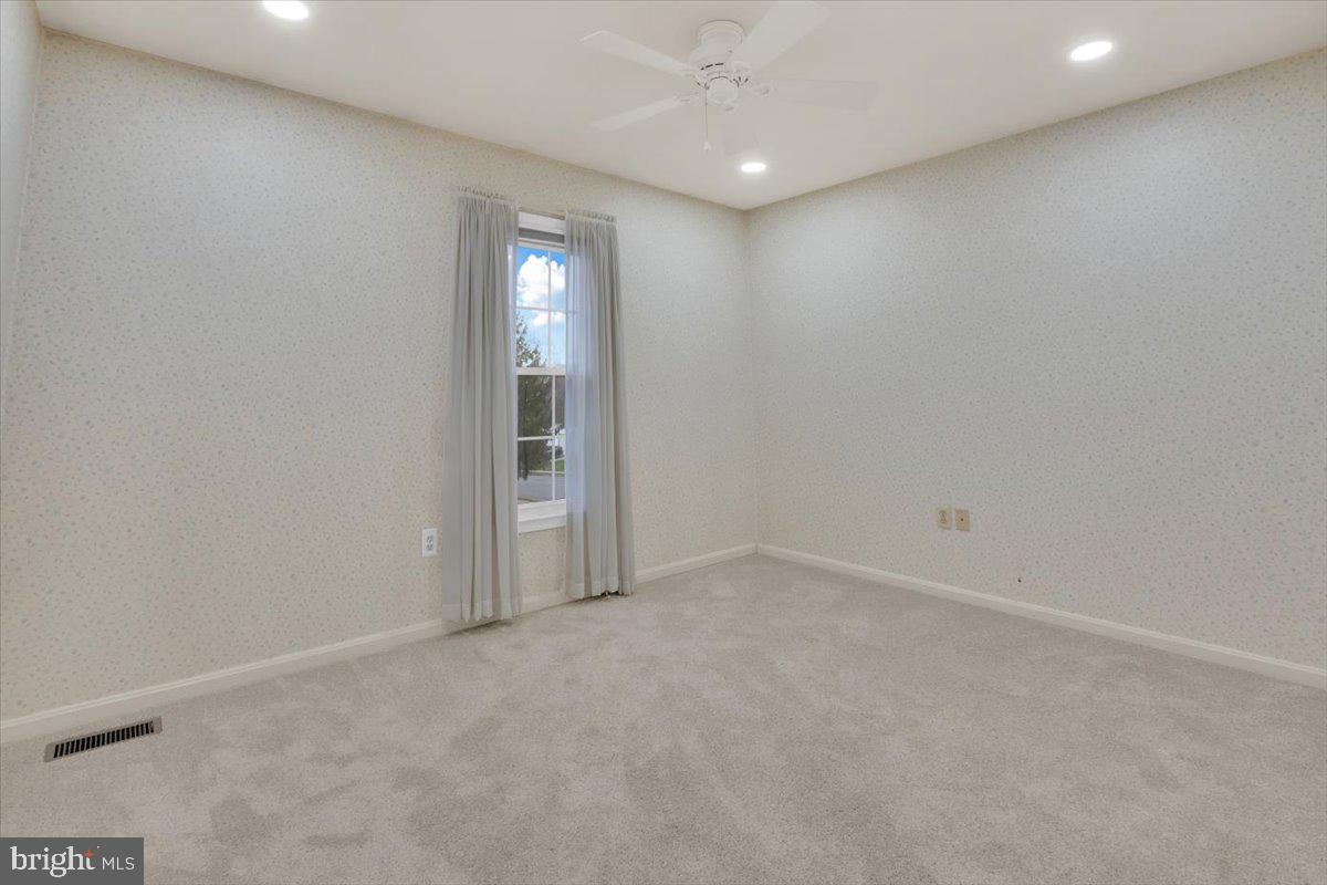 CRESTBROOK - Residential Lease