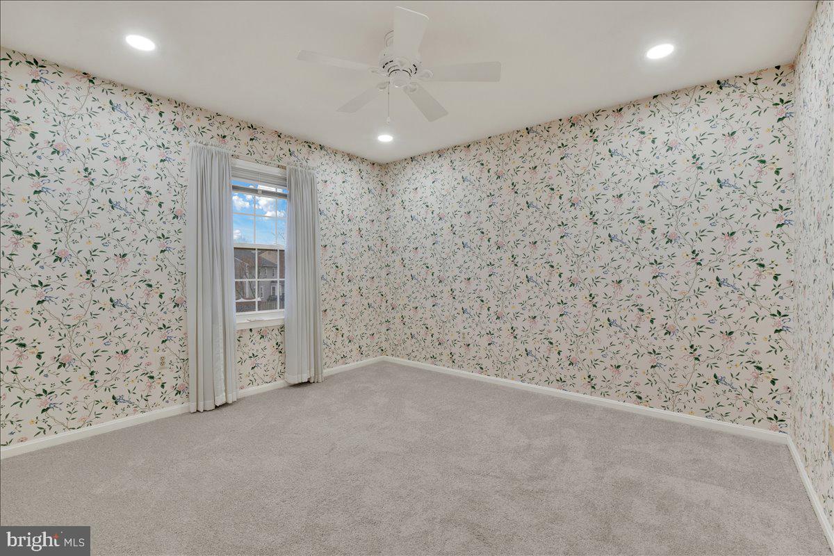 CRESTBROOK - Residential Lease