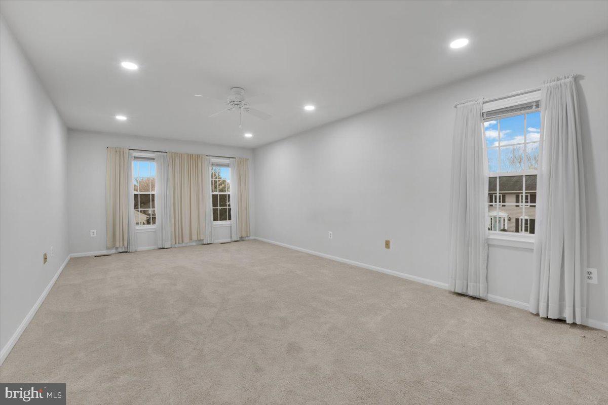 CRESTBROOK - Residential Lease