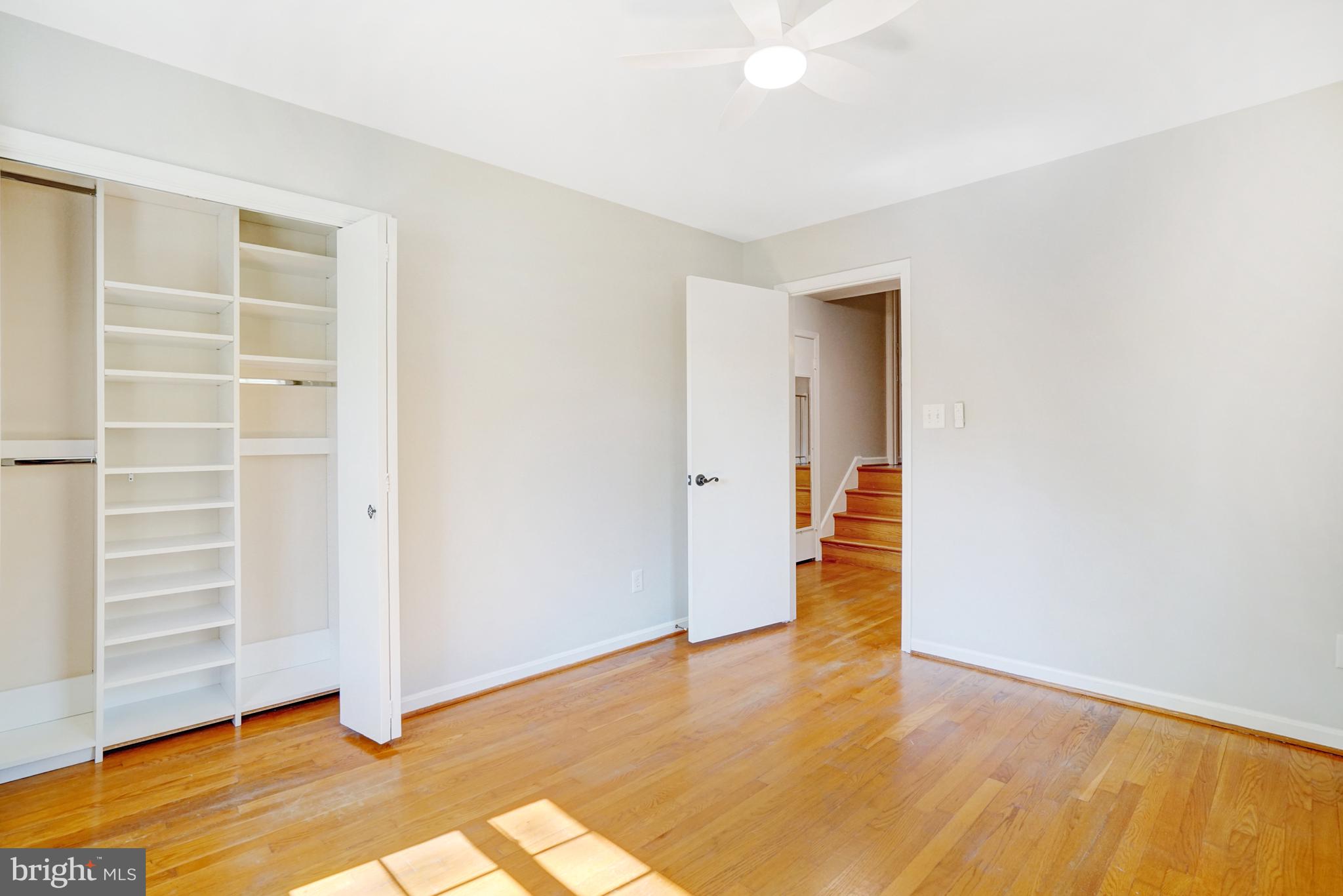 RIVERSIDE GARDENS - Residential