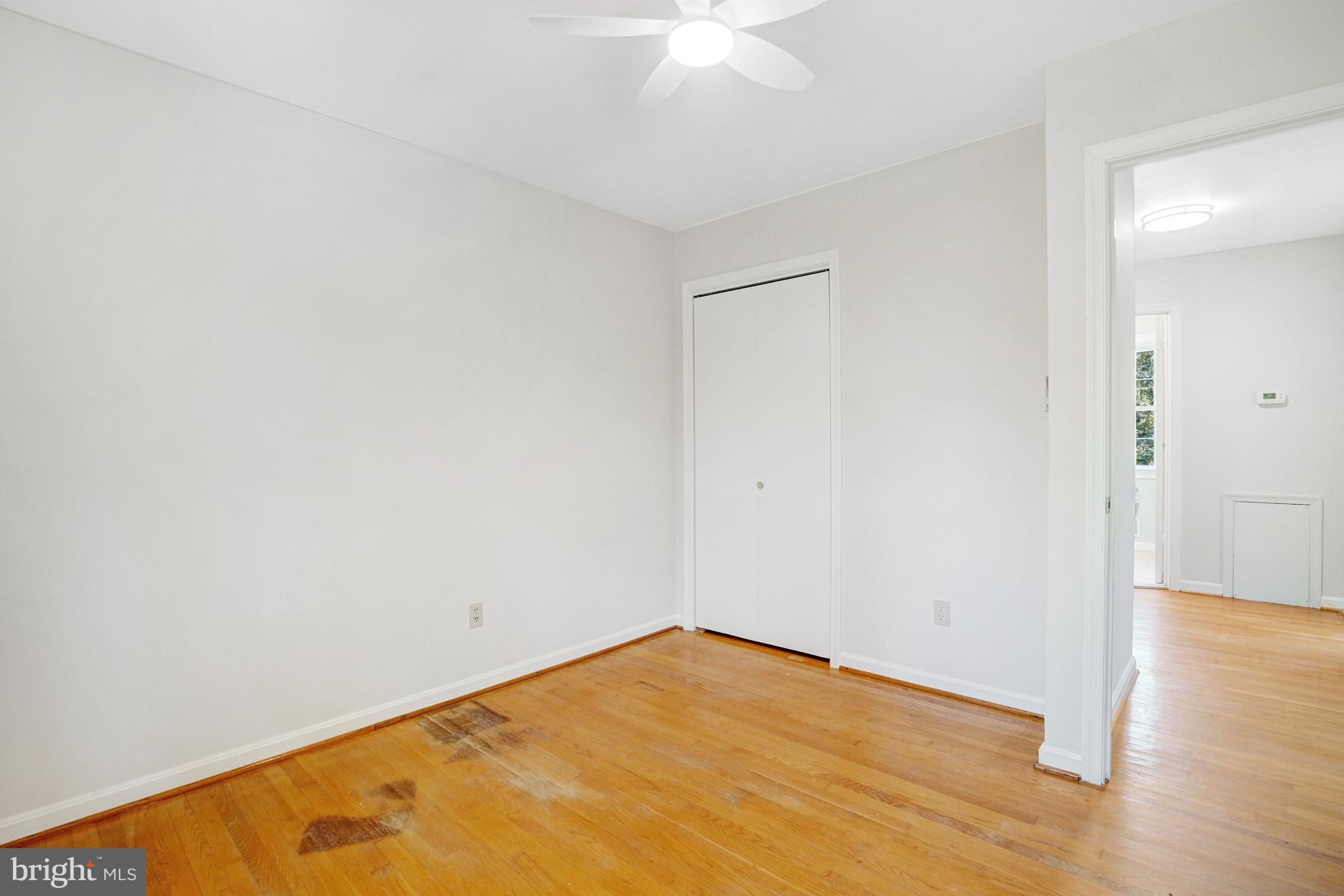 RIVERSIDE GARDENS - Residential