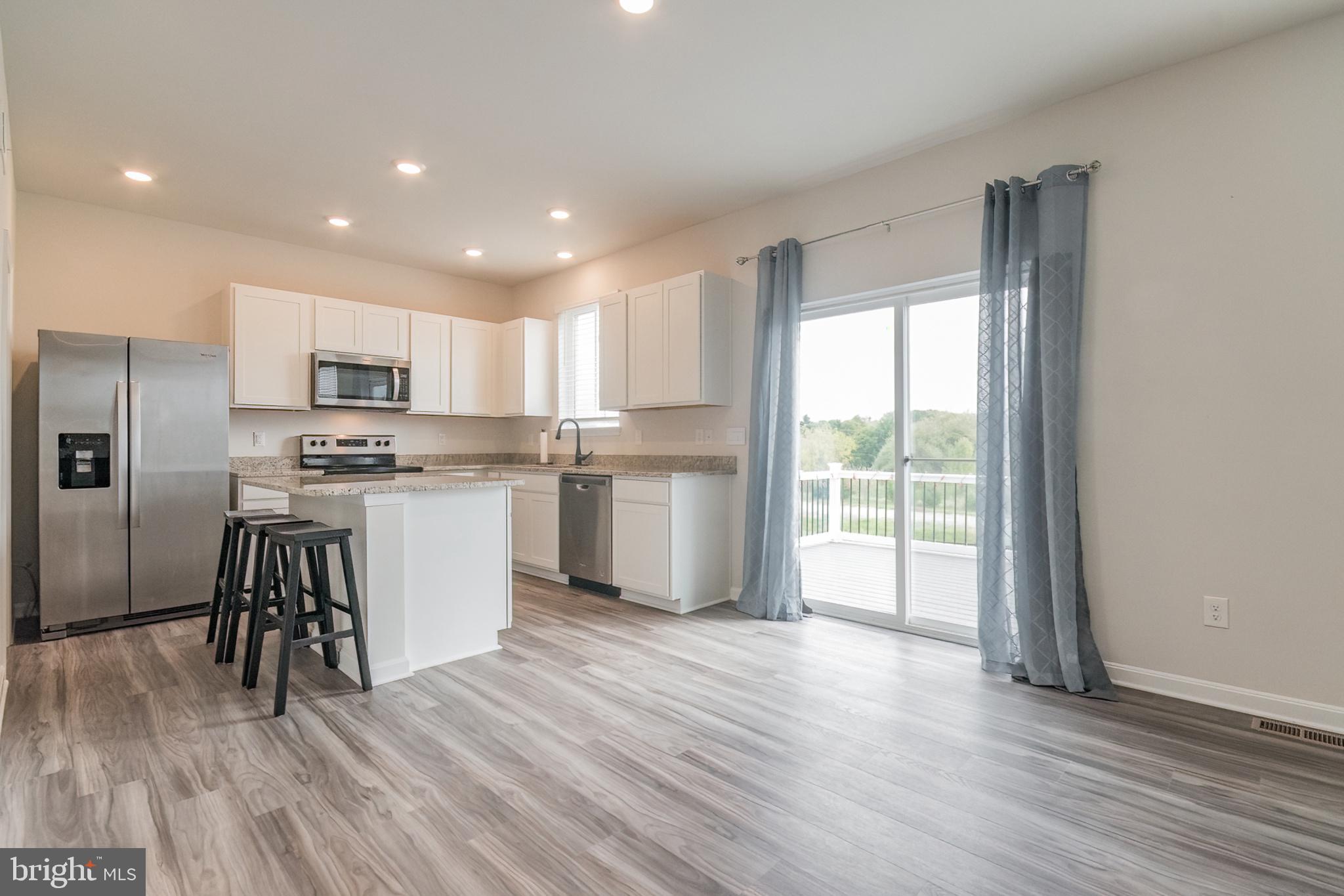 MAGNOLIA SPRINGS - Residential