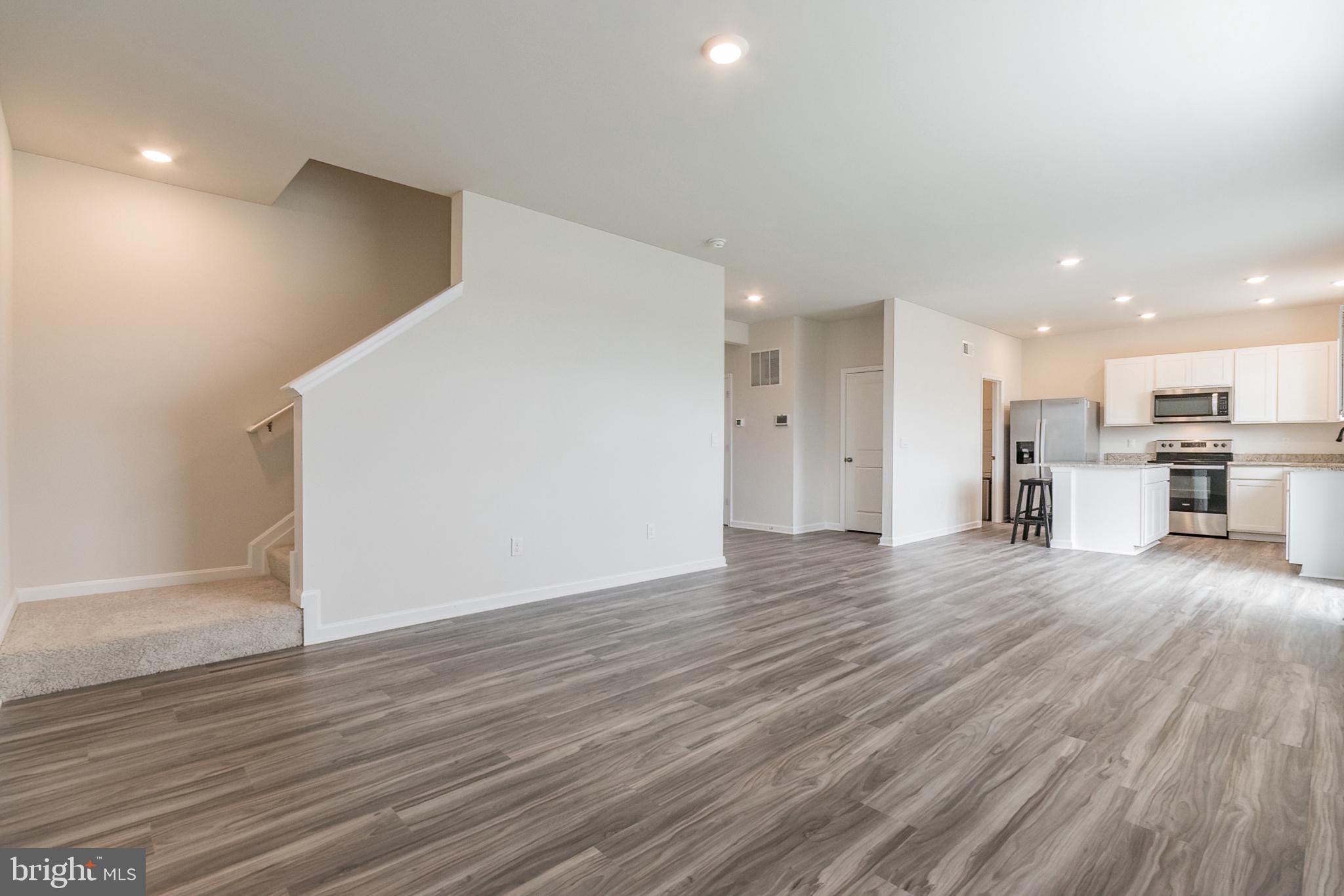 MAGNOLIA SPRINGS - Residential