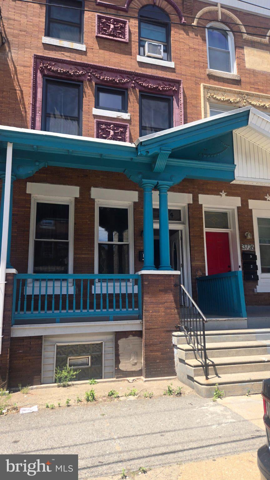 3724 N CARLISLE STREET