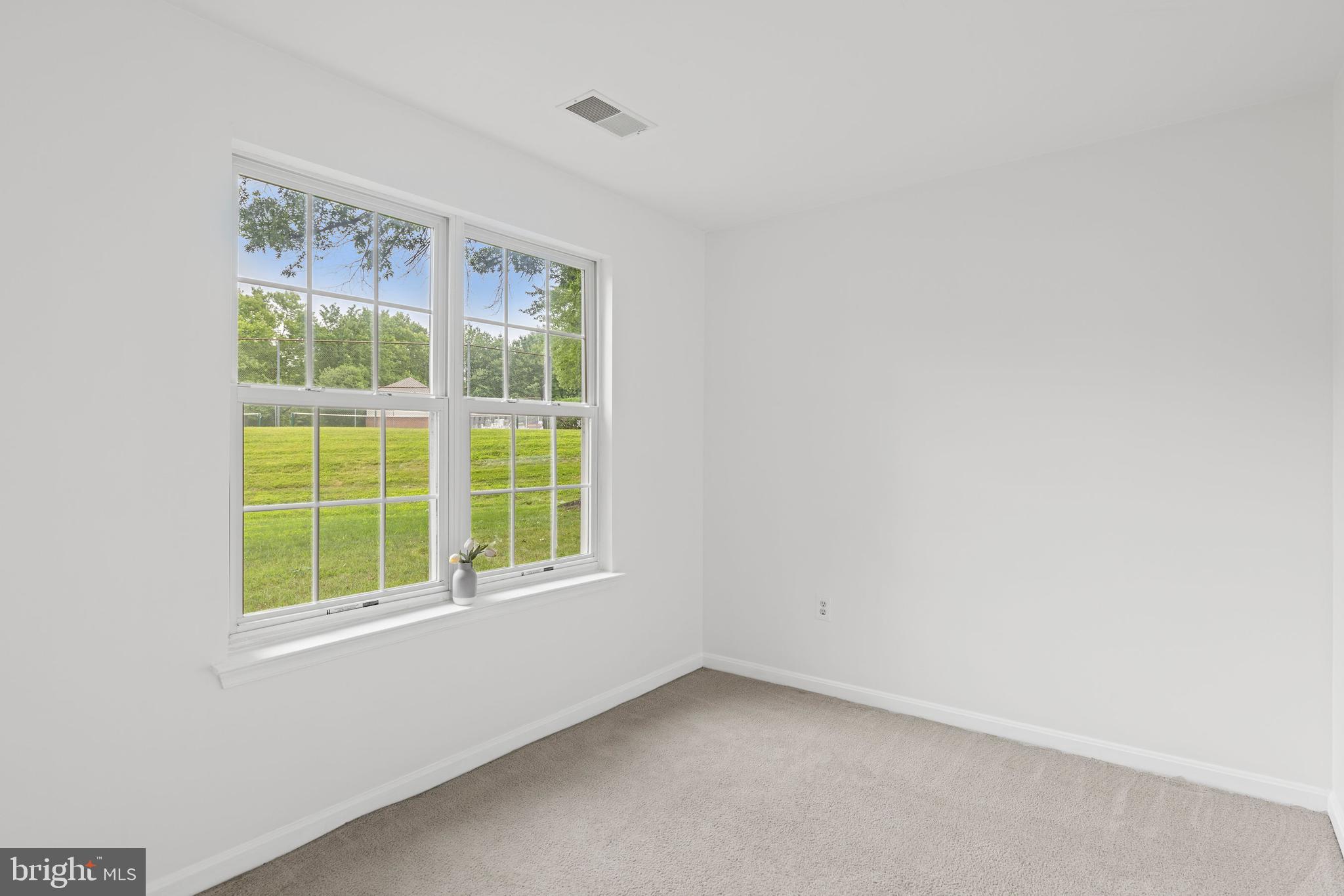 GREENBRIER HILLS - Residential Lease