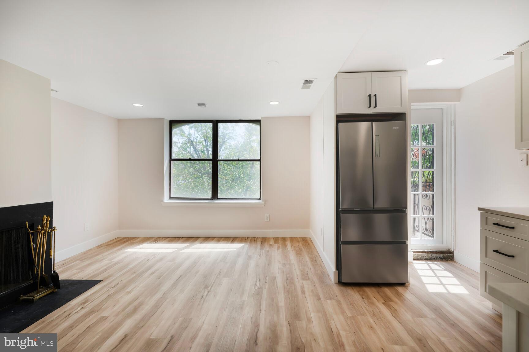 1495 NEWTON STREET NW 401