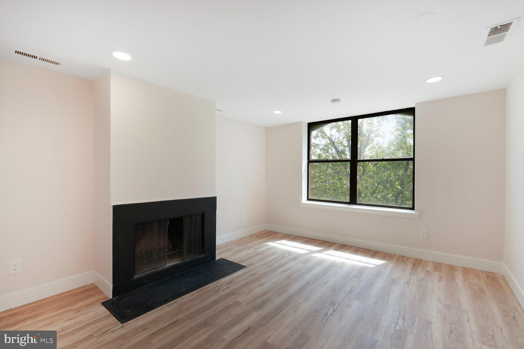 1495 NEWTON STREET NW 401