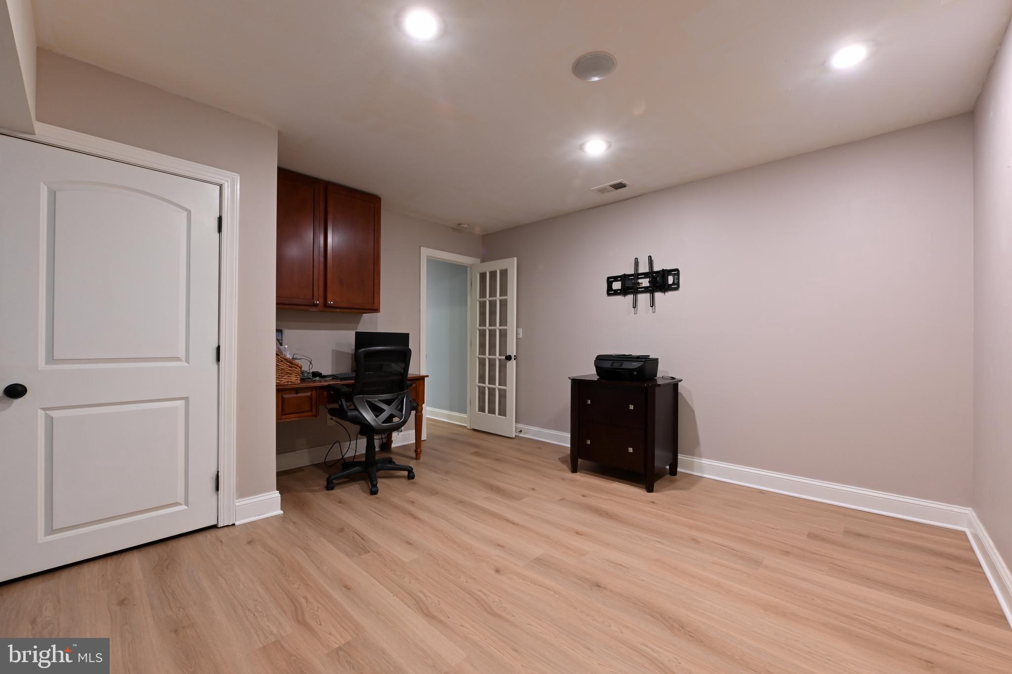 SAYBROOKE - Residential