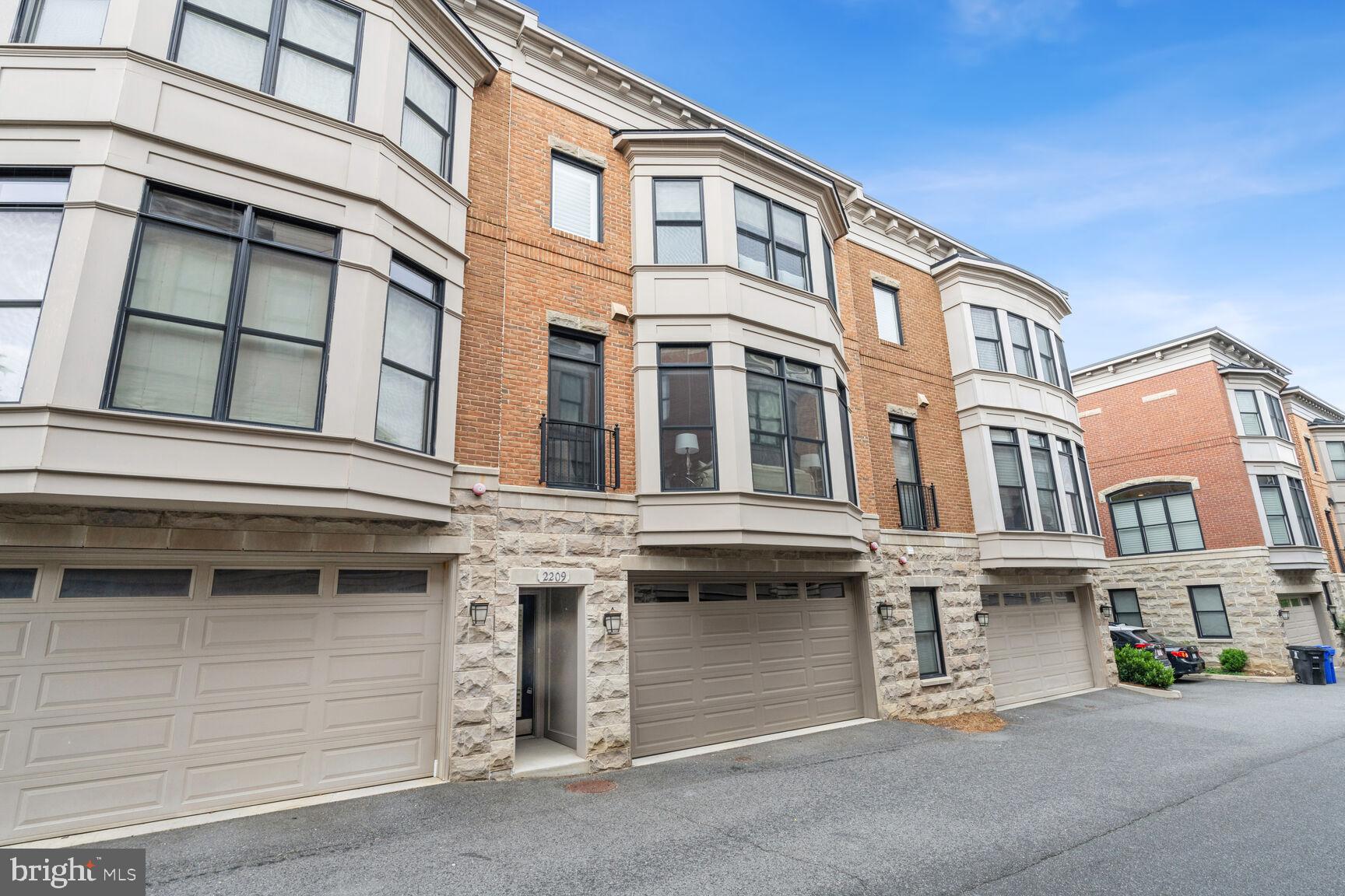 AURORA HEIGHTS - Residential