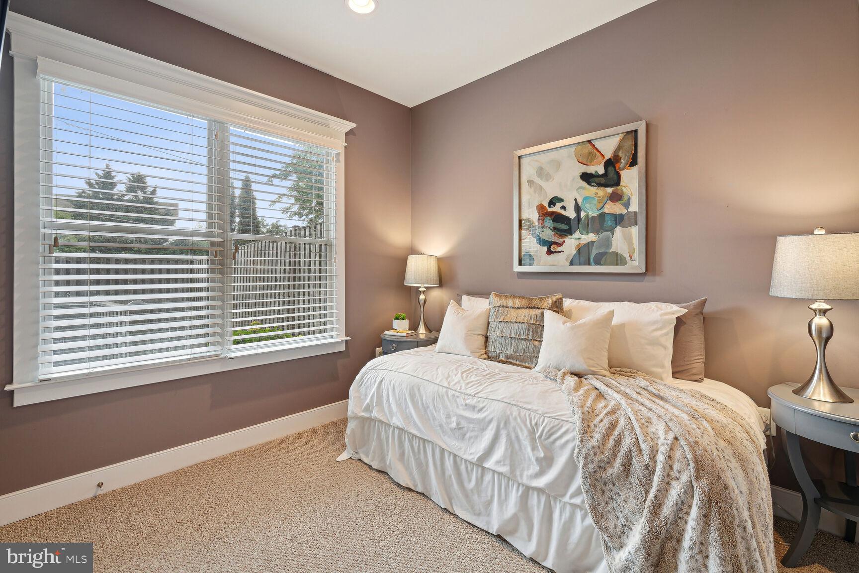 AURORA HEIGHTS - Residential