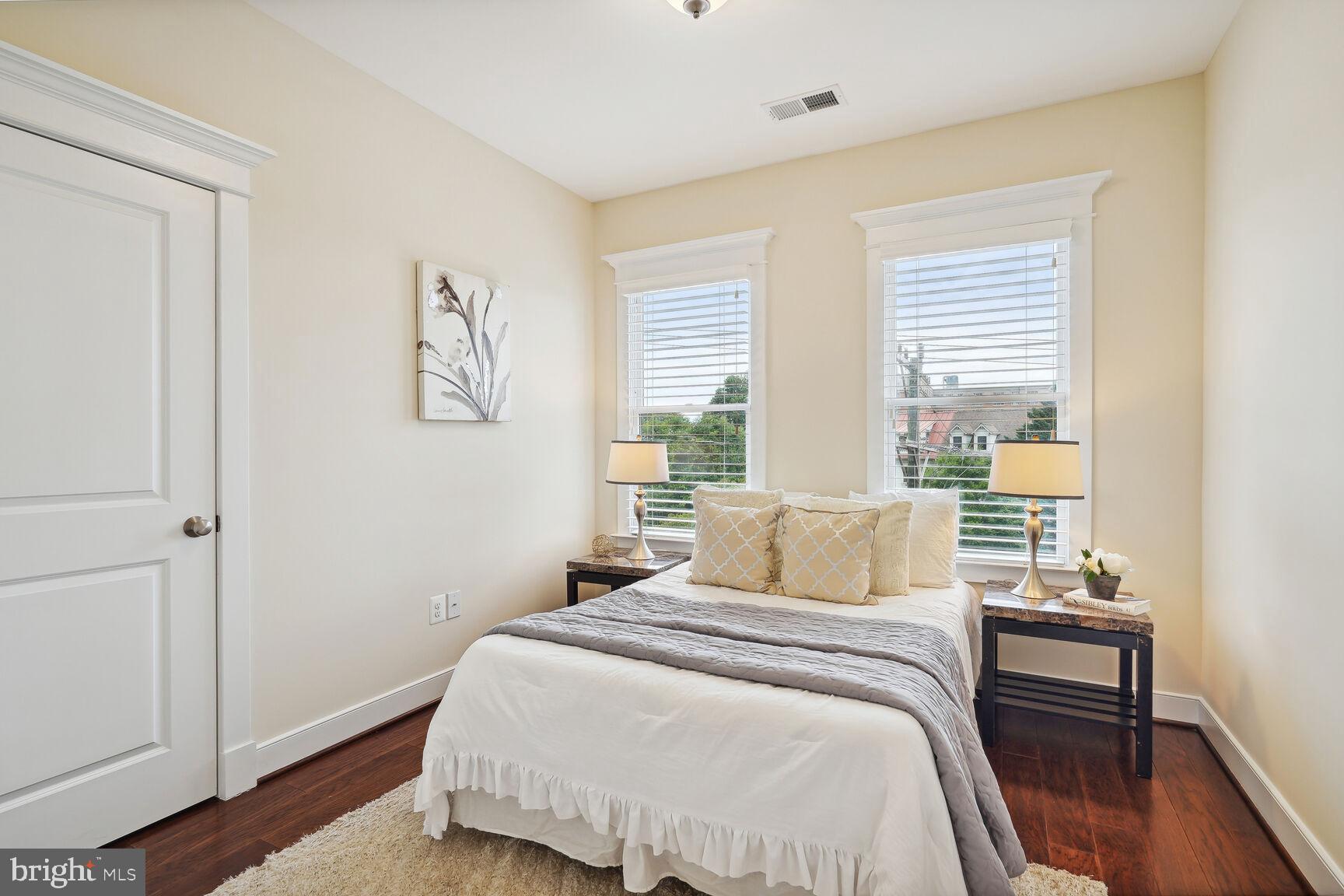 AURORA HEIGHTS - Residential