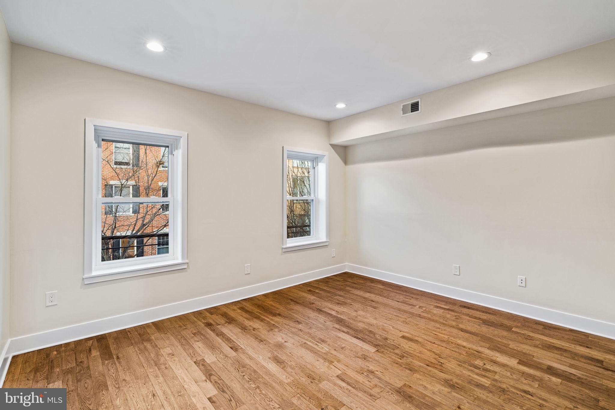 GRADUATE HOSPITAL - Residential