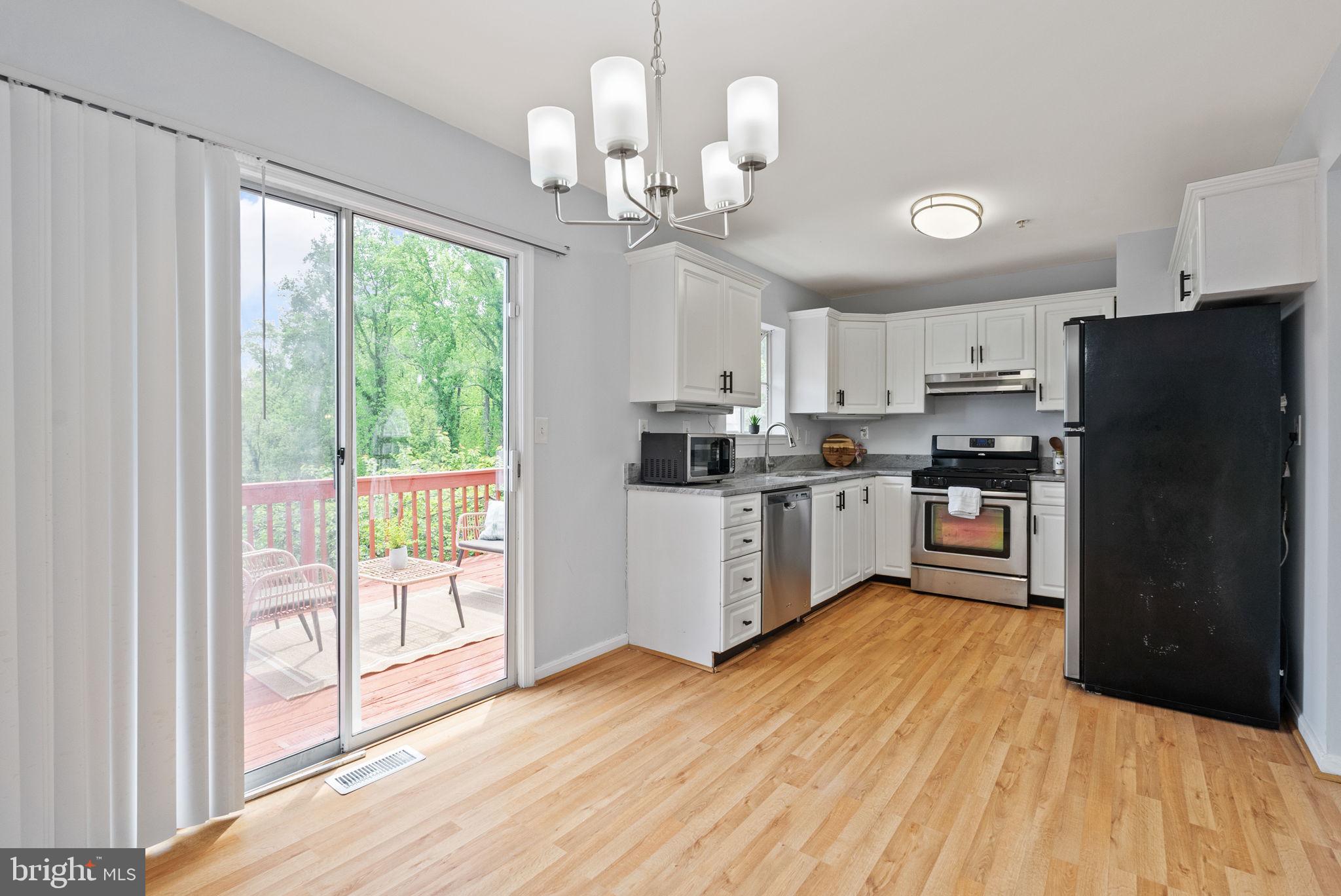 BRINKLEY TOWNS - Residential