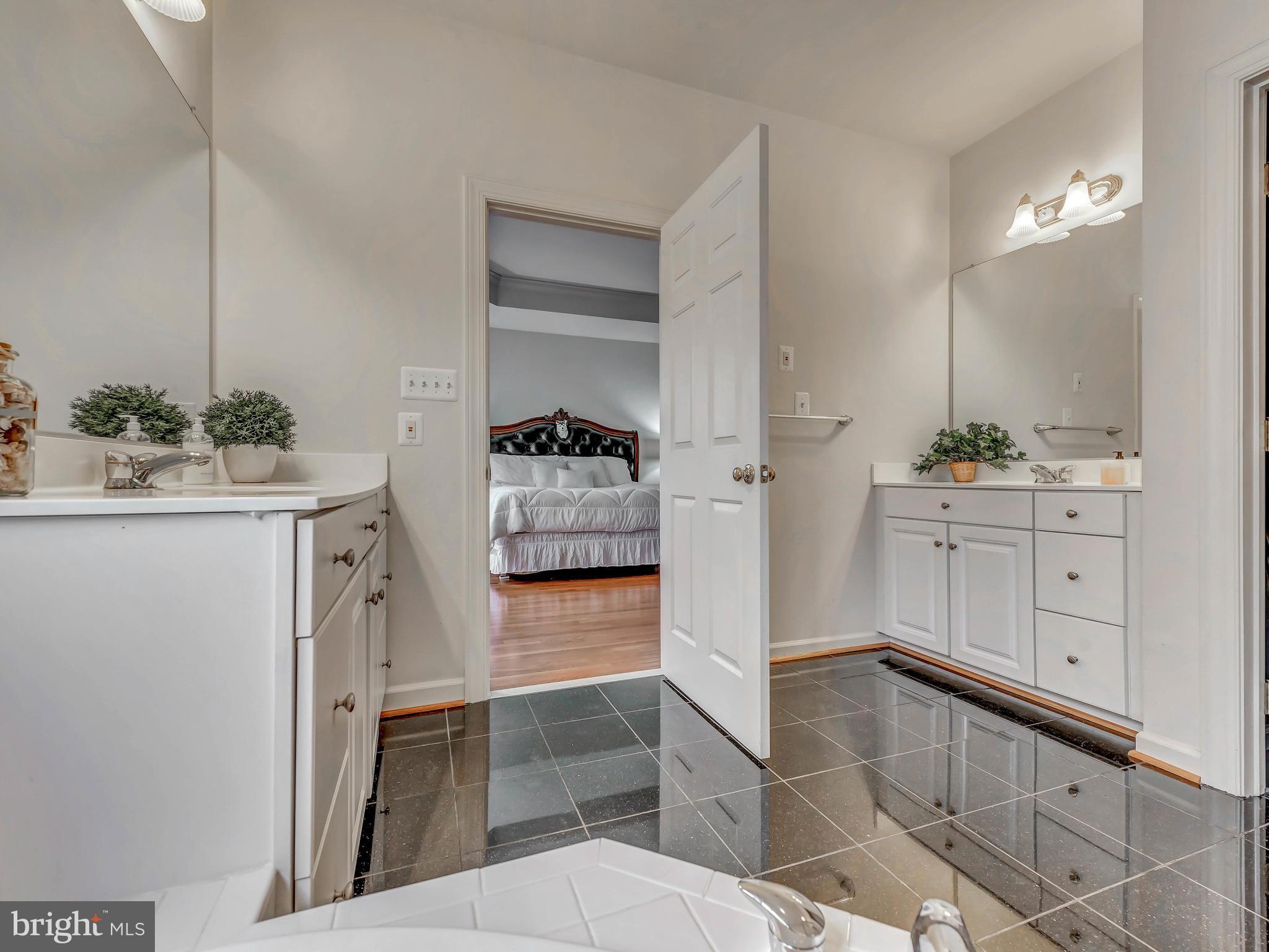 URBANA HIGHLANDS - Residential