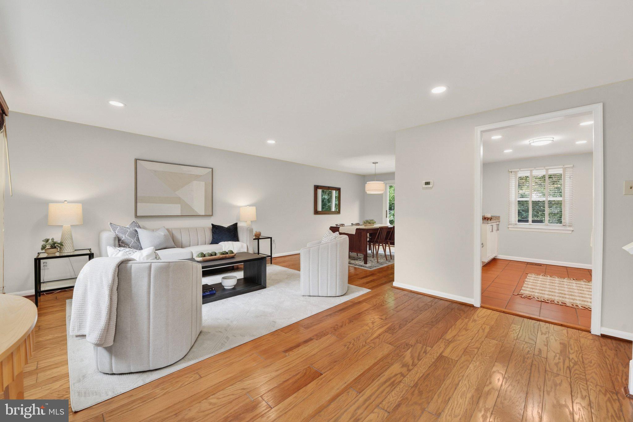2669 FANIEUL HALL COURT