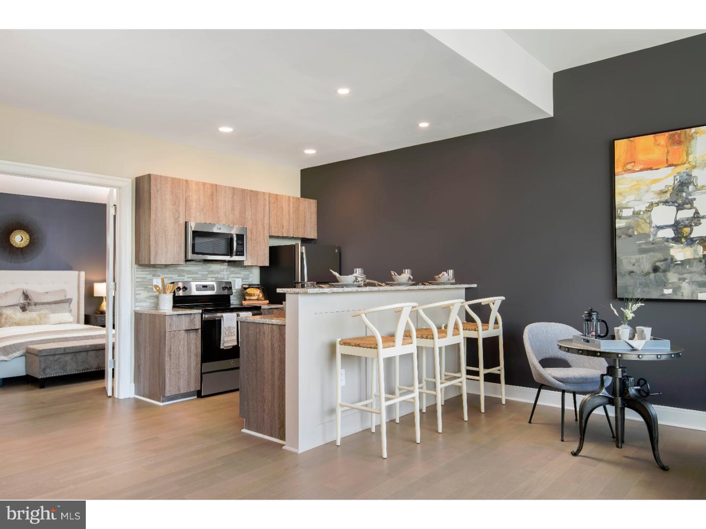 LOGAN SQUARE - Residential Lease