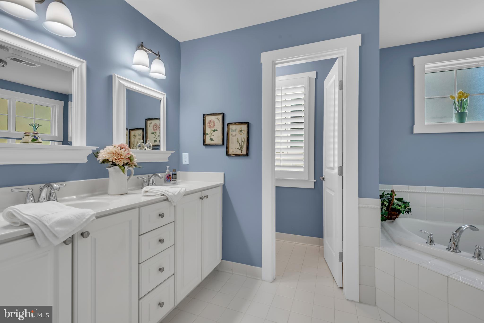 SAILOR'S QUAY - Residential