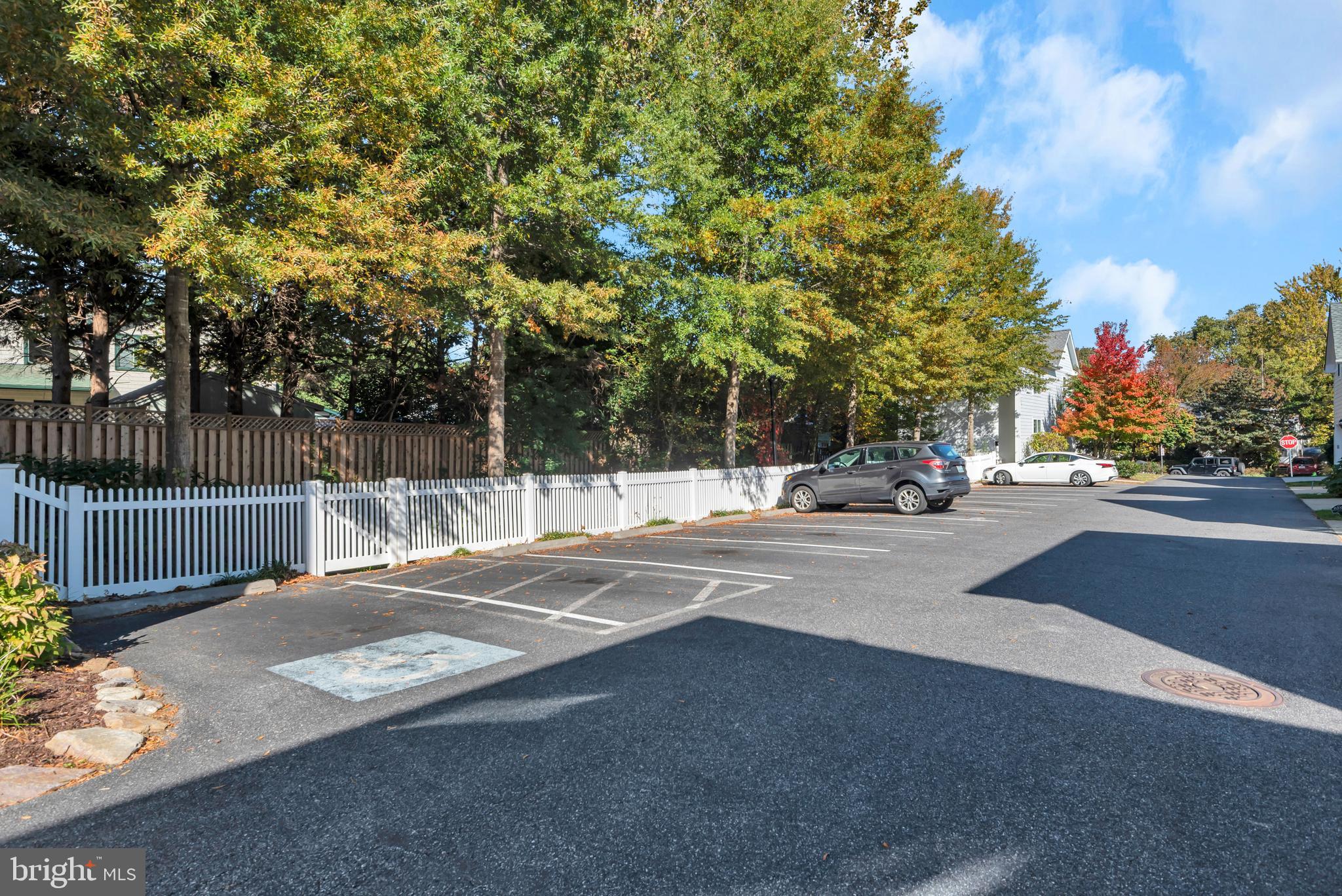 SAILOR'S QUAY - Residential