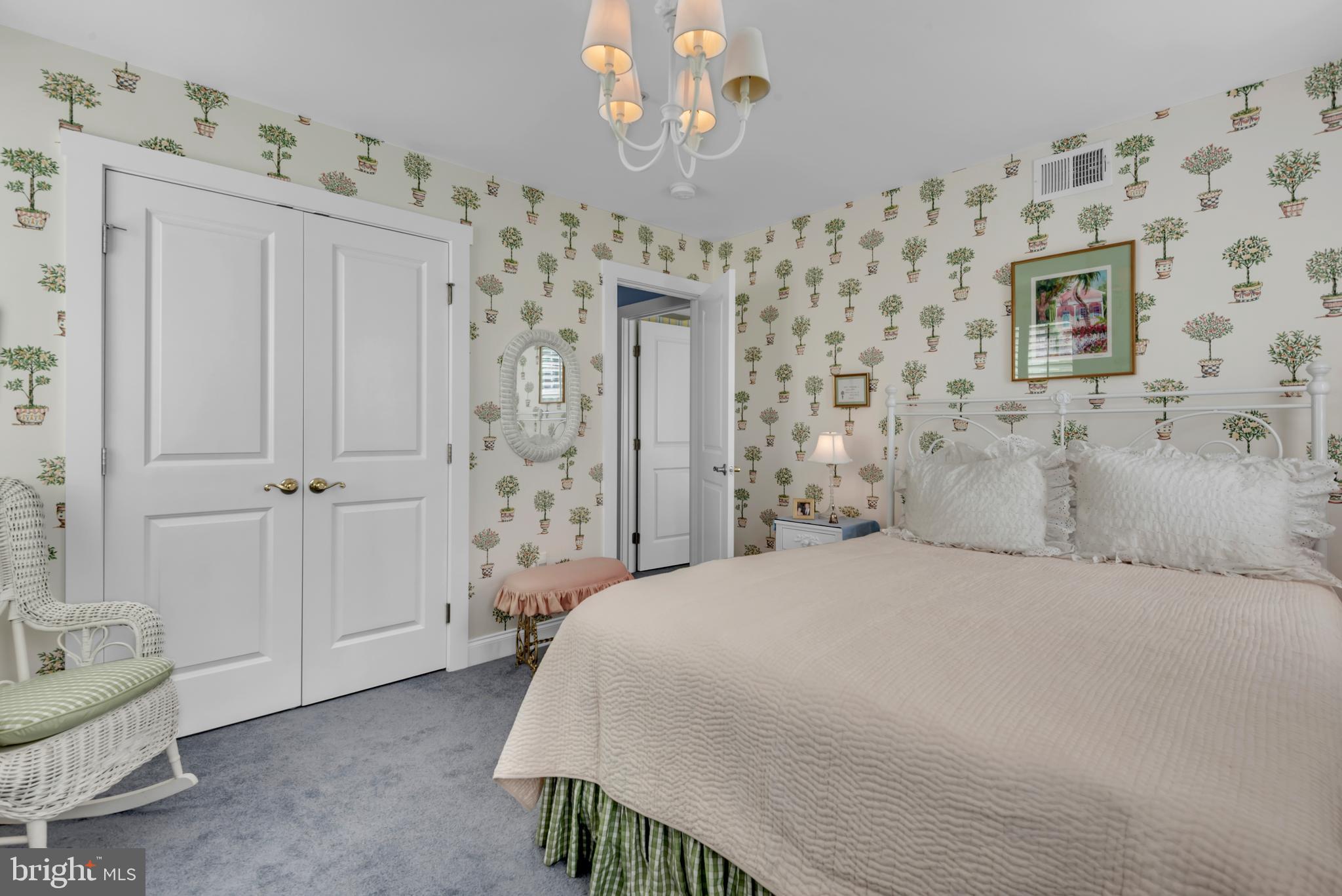 SAILOR'S QUAY - Residential