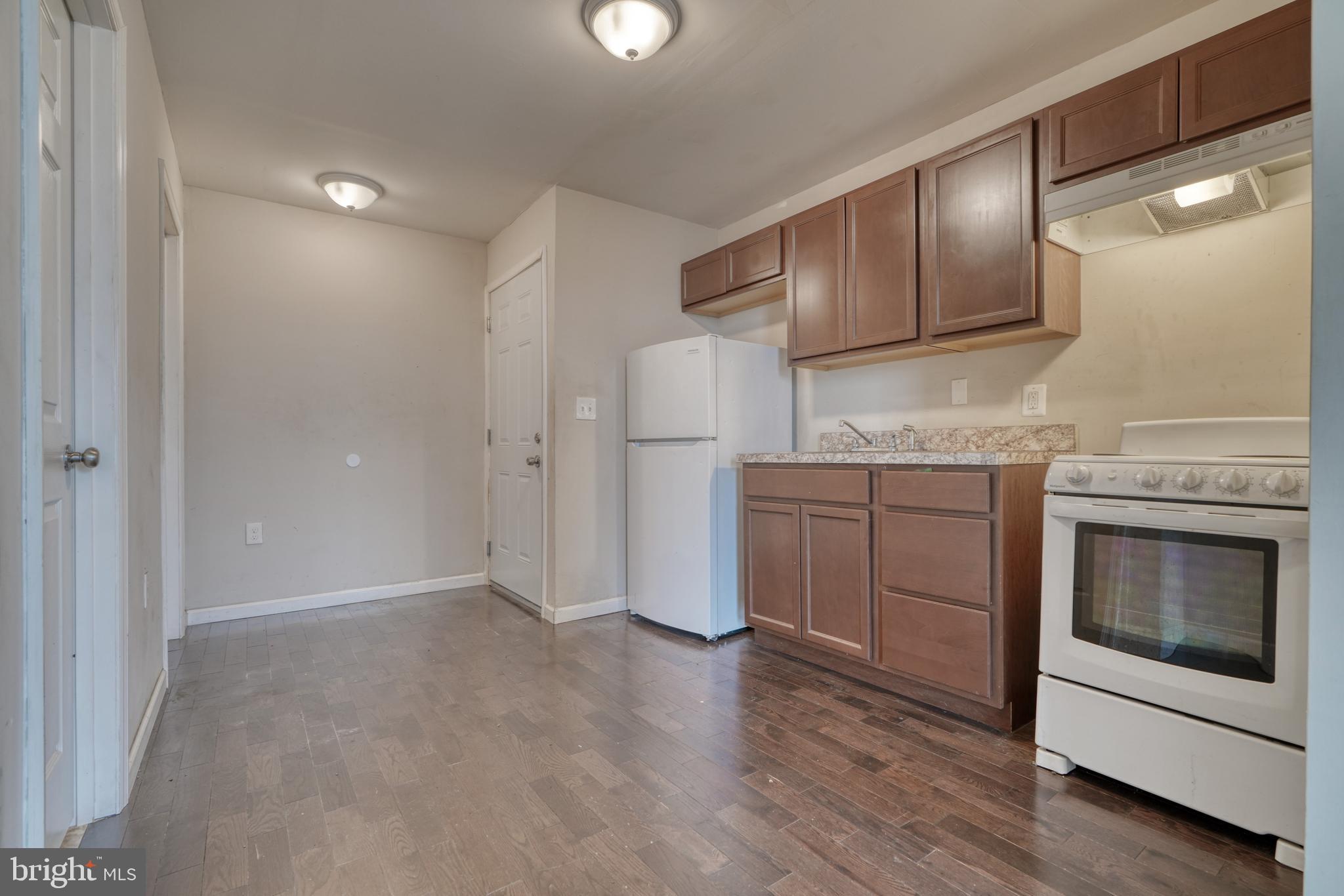 MOUNT VERNON PLACE HISTORIC DISTRICT - Residential Lease