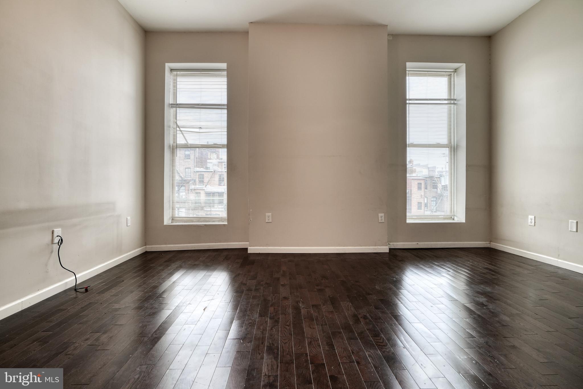 MOUNT VERNON PLACE HISTORIC DISTRICT - Residential Lease