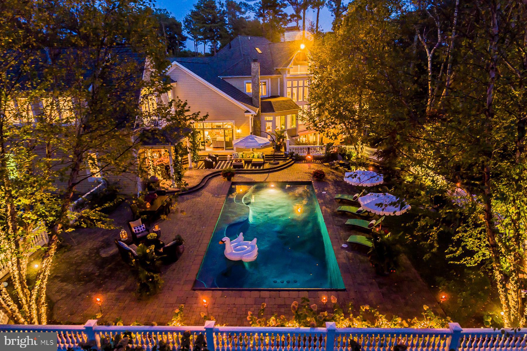 WOLFE POINTE - Residential