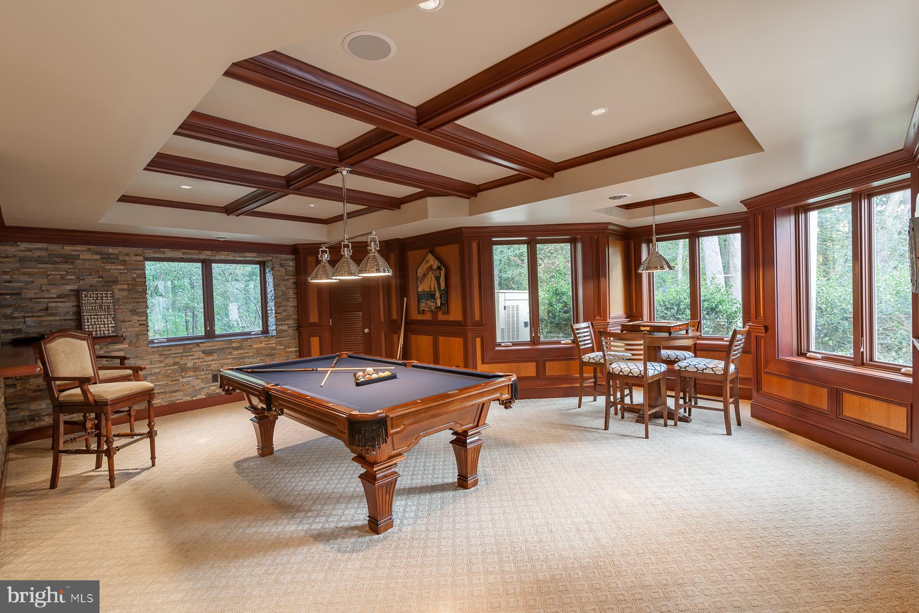 WOLFE POINTE - Residential