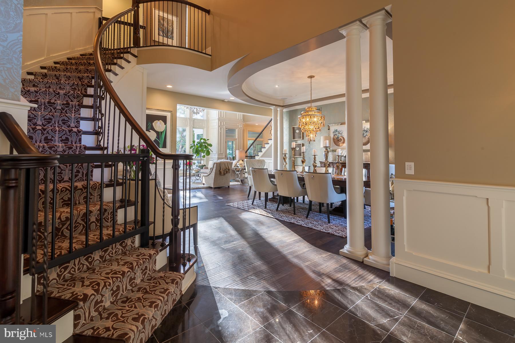 WOLFE POINTE - Residential