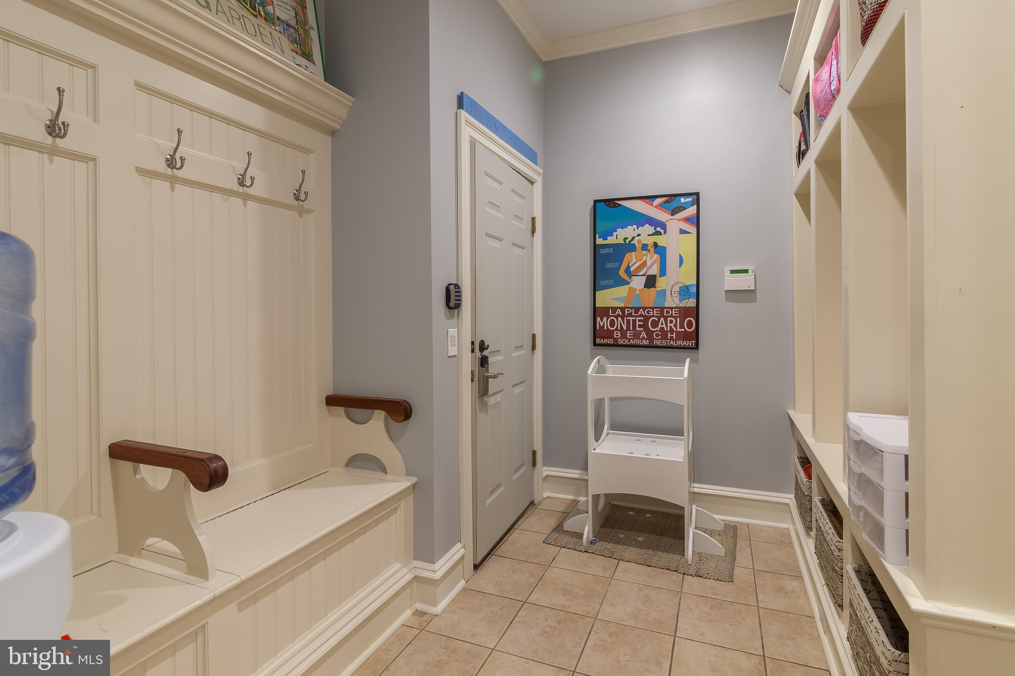 WOLFE POINTE - Residential