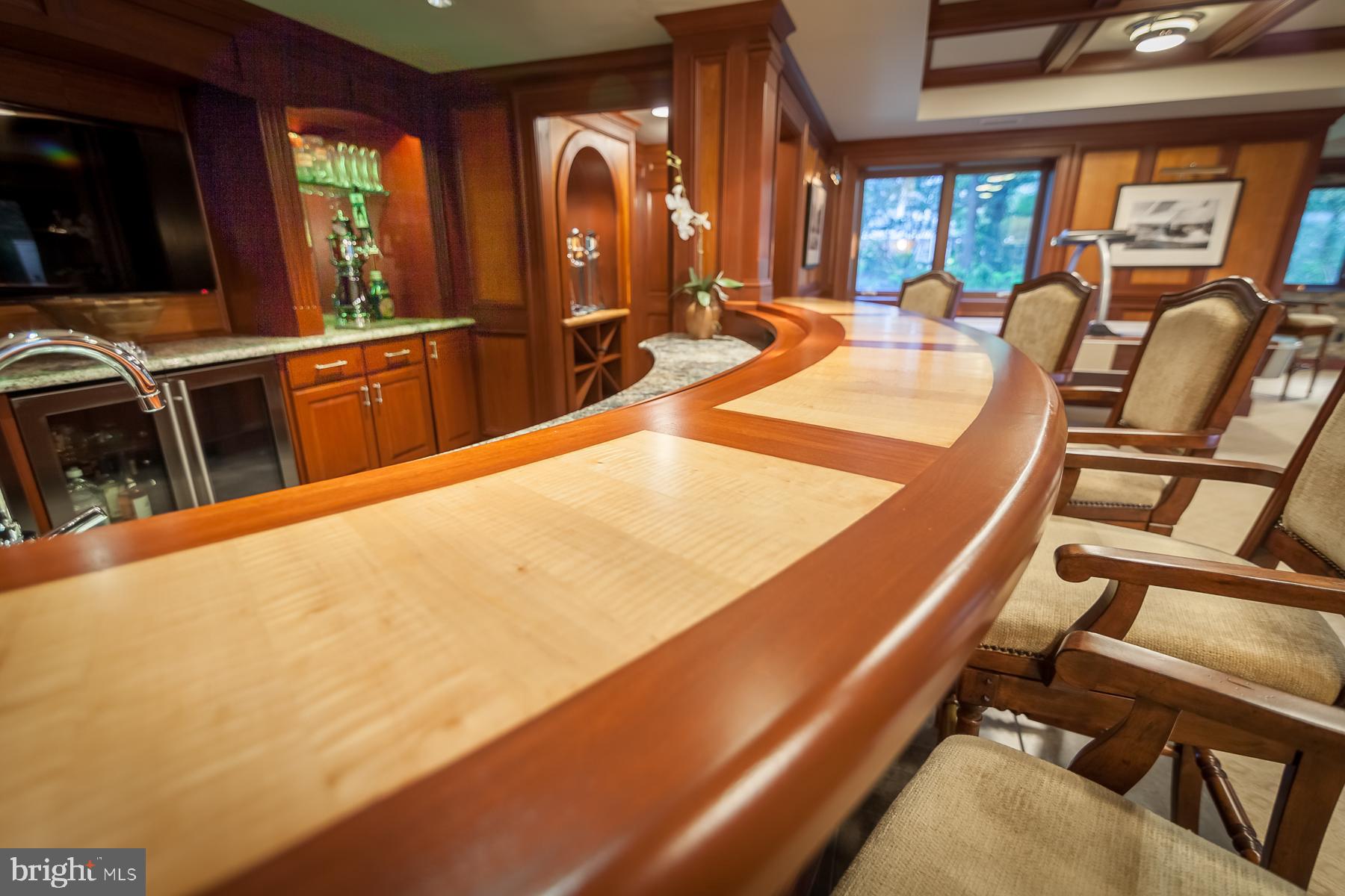 WOLFE POINTE - Residential