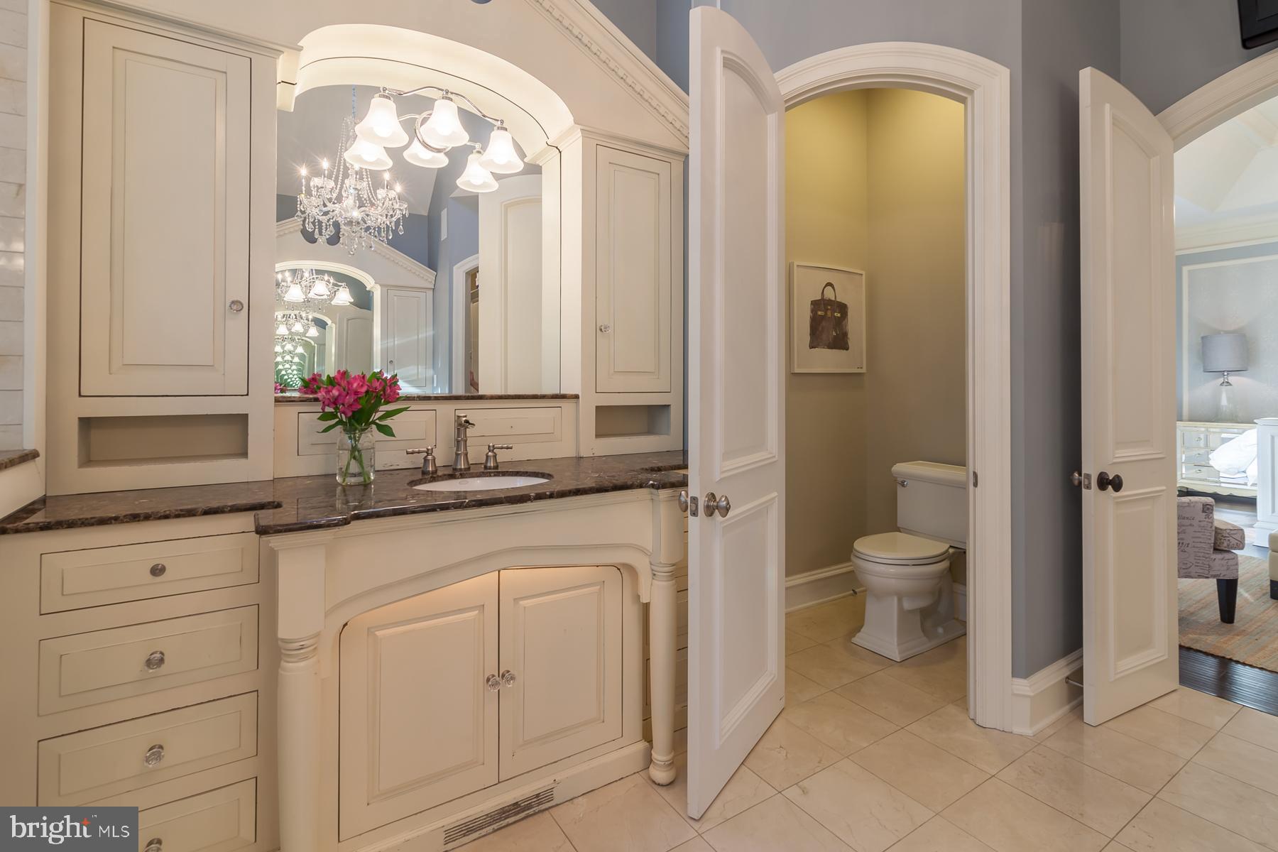 WOLFE POINTE - Residential