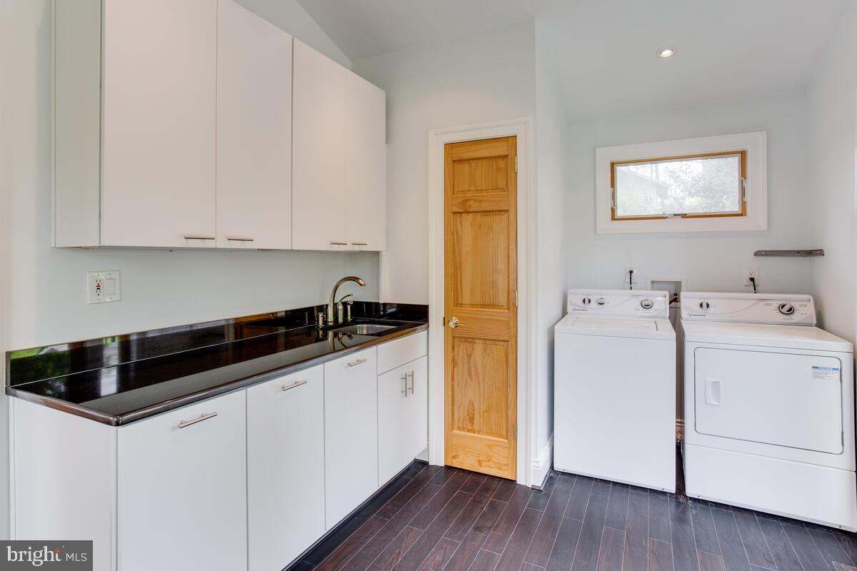 WEST RIVERDALE - Residential