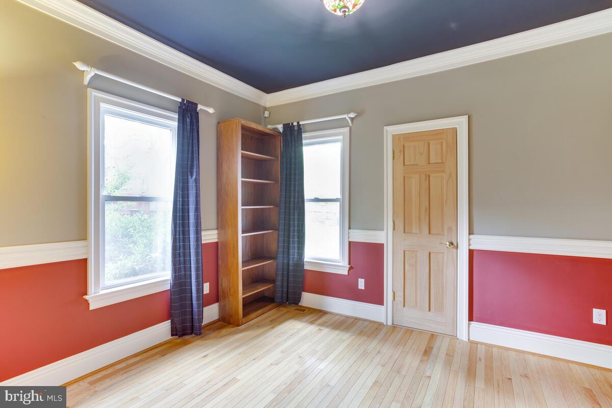 WEST RIVERDALE - Residential