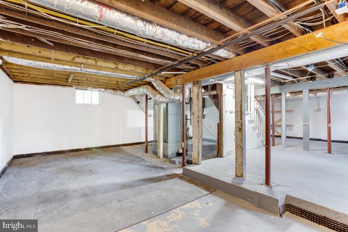 WEST RIVERDALE - Residential