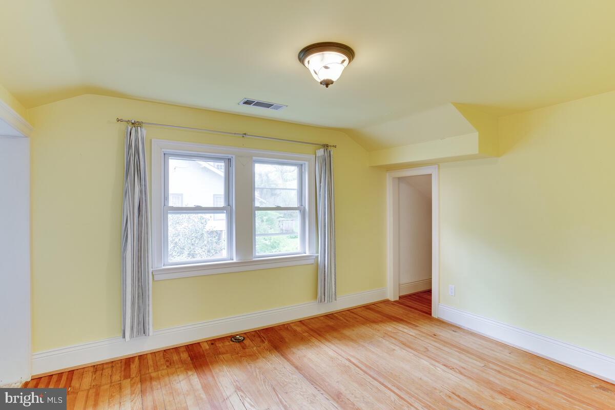 WEST RIVERDALE - Residential