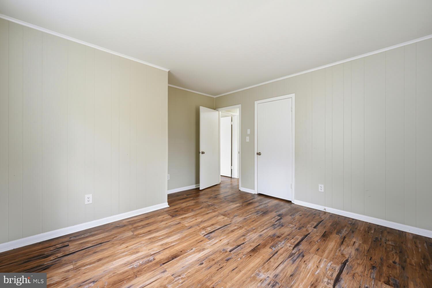 SOUTH BEECHWOOD - Residential